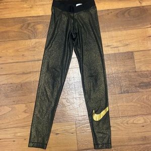 Workout leggings black and gold